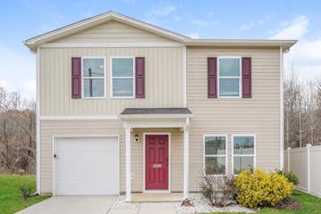 3800 BELLINGHAM CT GREENSBORO, NC 27406